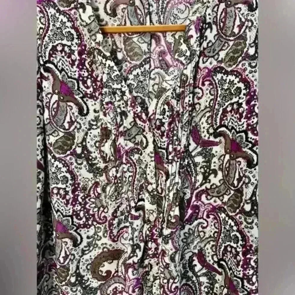 Gap Sheer Paisley Pleated Blouse with Roll up 3/4 Sleeves Women's Size Large - Picture 3 of 6